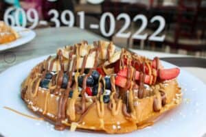 Augie’s Omelette & Waffle House