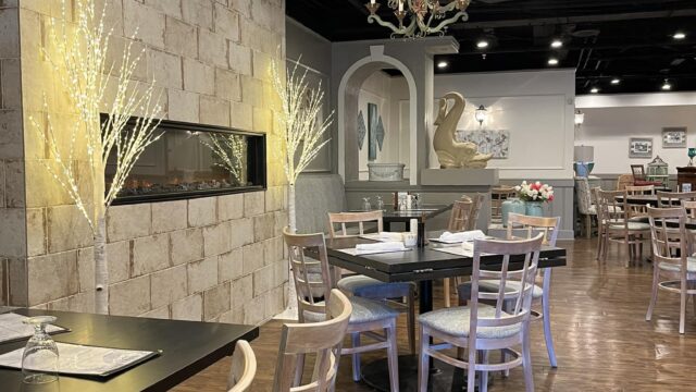 Emily's Ocean Room Flanders Hotel