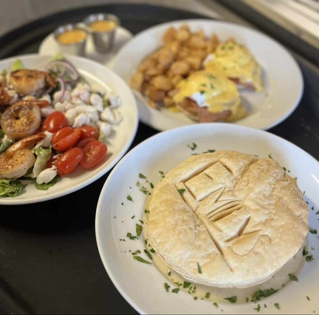 Emily's Ocean Room Flanders Hotel