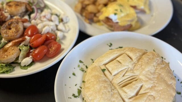 Emily's Ocean Room Flanders Hotel