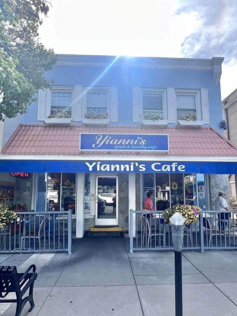 Yianni’s Cafe